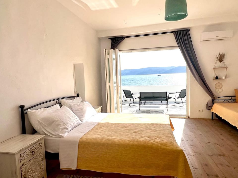 Bed, Balcony/Terrace