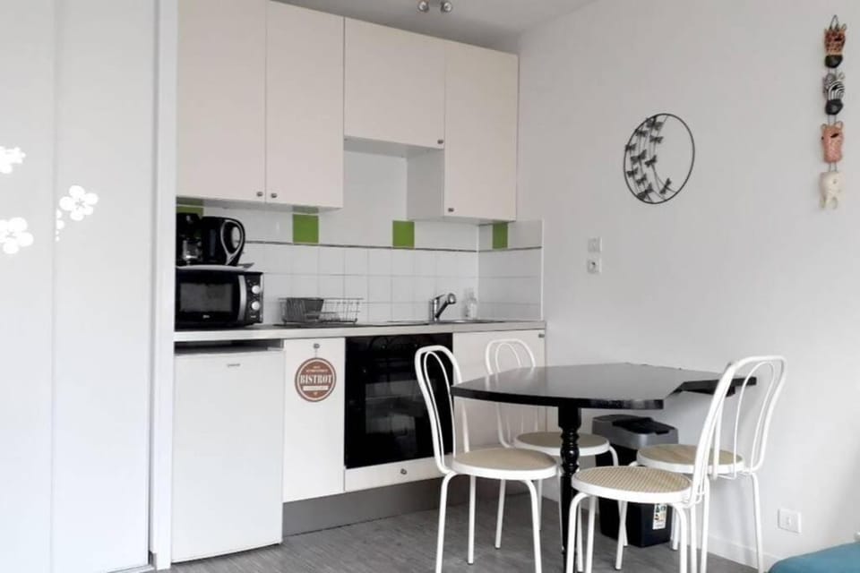 STUDIO 150M DE LA PLAGE DES DEMOISELLES Apartment in Saint-Jean-de-Monts