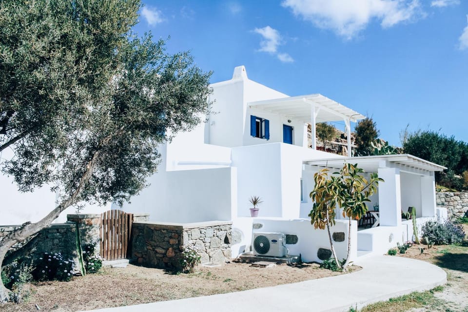 Property building, Garden