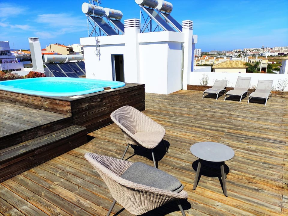 Balcony/Terrace, Swimming pool
