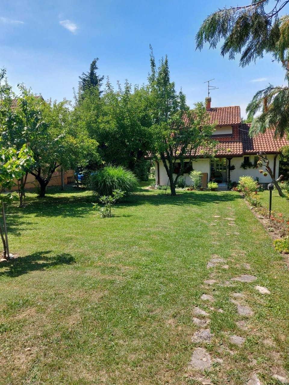 Property building, Garden