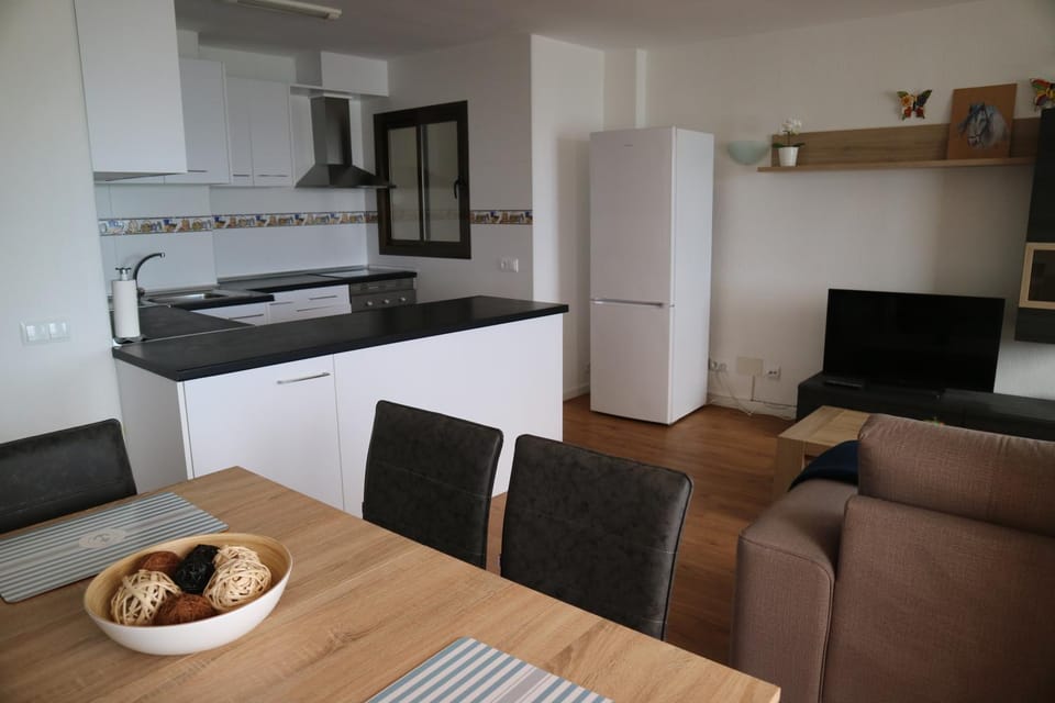 Kitchen or kitchenette, Communal kitchen