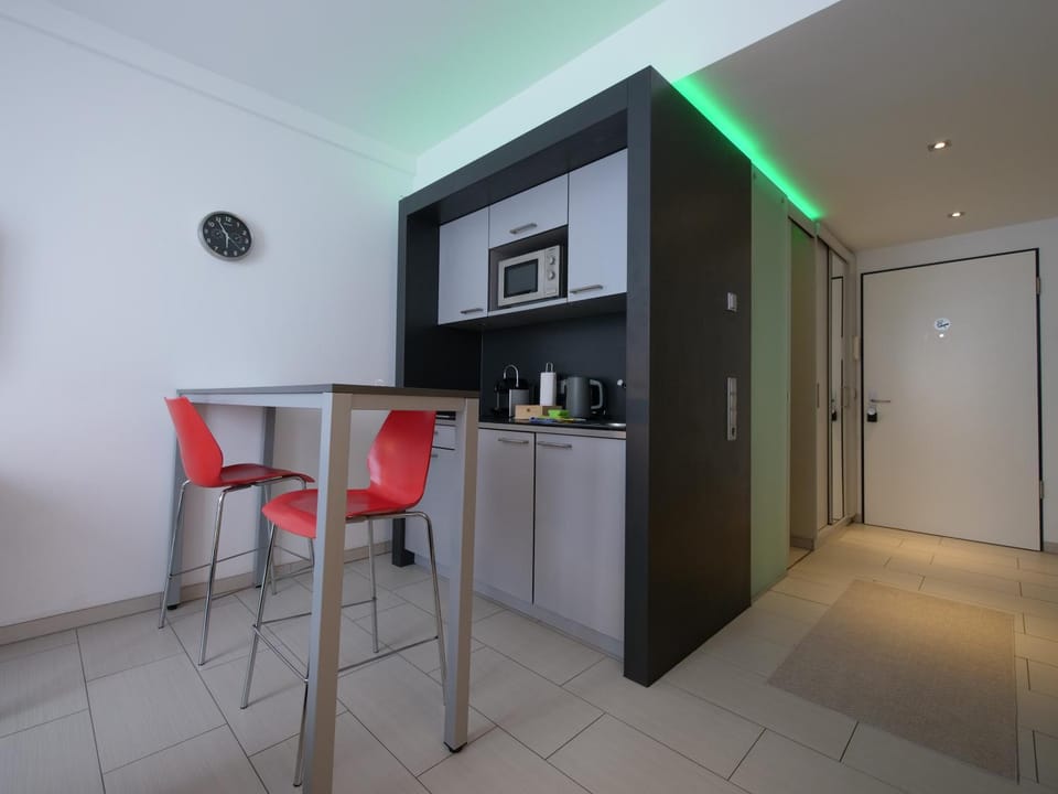 Kitchen or kitchenette, Photo of the whole room, kitchen