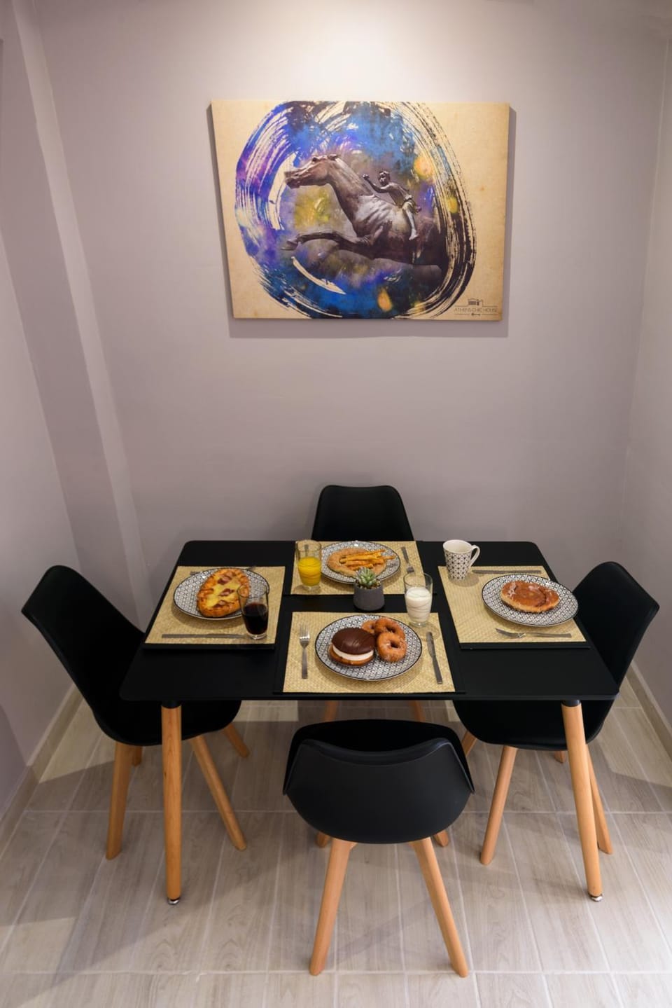 Decorative detail, Dining area