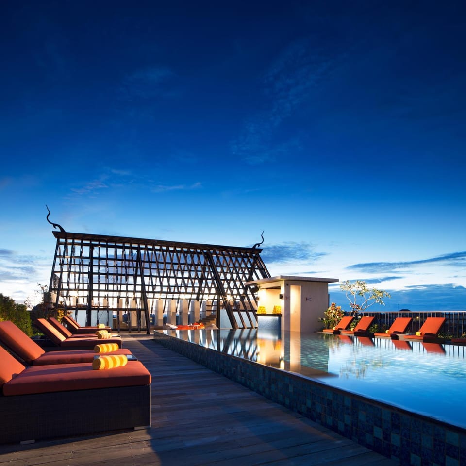 Swimming pool, Swimming pool