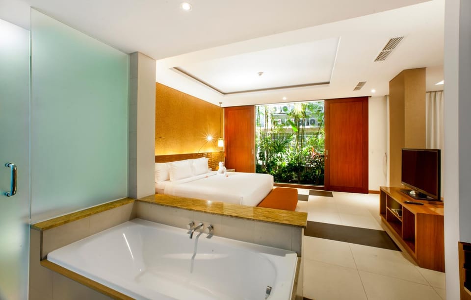 Bedroom, Garden view