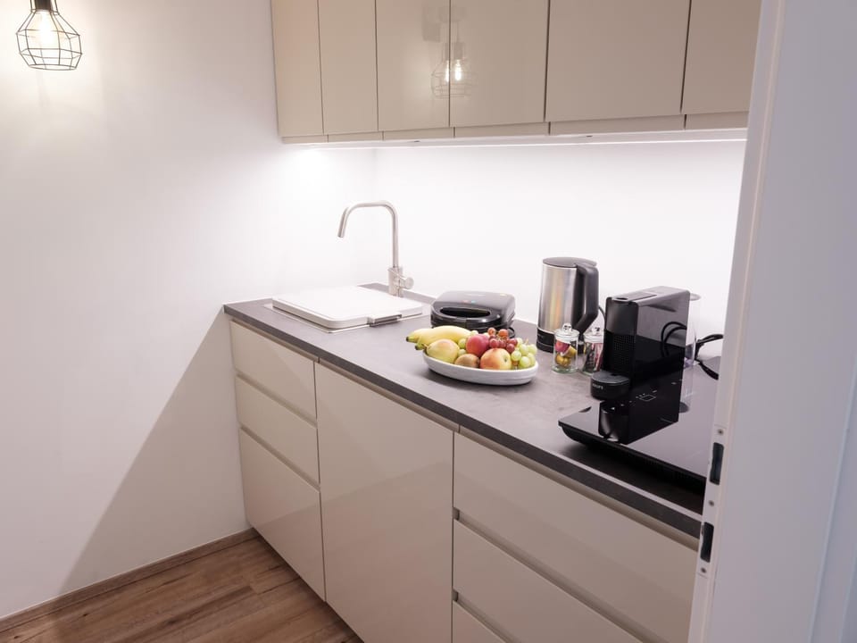 Kitchen or kitchenette, kitchen