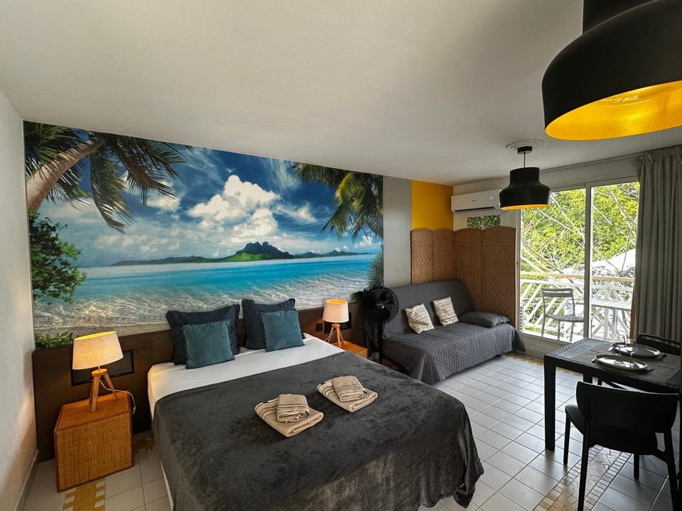 Le petit Eden - Résidence 3 étoiles - Piscine et plage "Le Manganao" Apartment in Grande-Terre, Guadeloupe