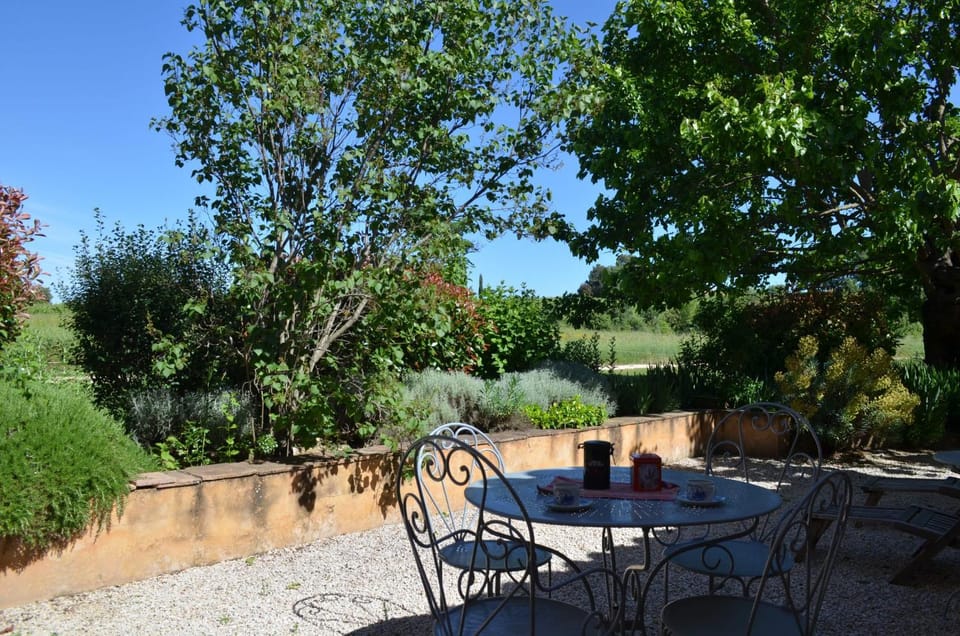 Le Mas Perréal Bed and Breakfast in Provence-Alpes-Côte d'Azur