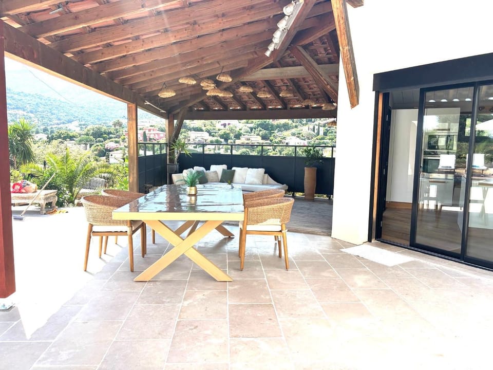 RÊVE DE MER Villa classée 4 étoiles Villa in Cavalaire-sur-Mer