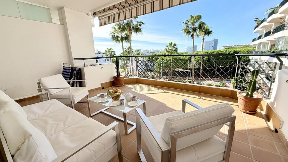 Patio, Day, View (from property/room), Balcony/Terrace, Seating area
