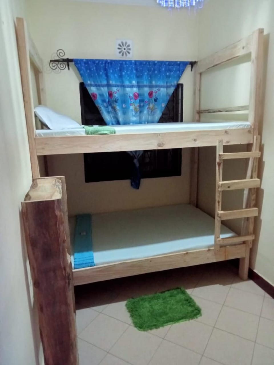 bunk bed