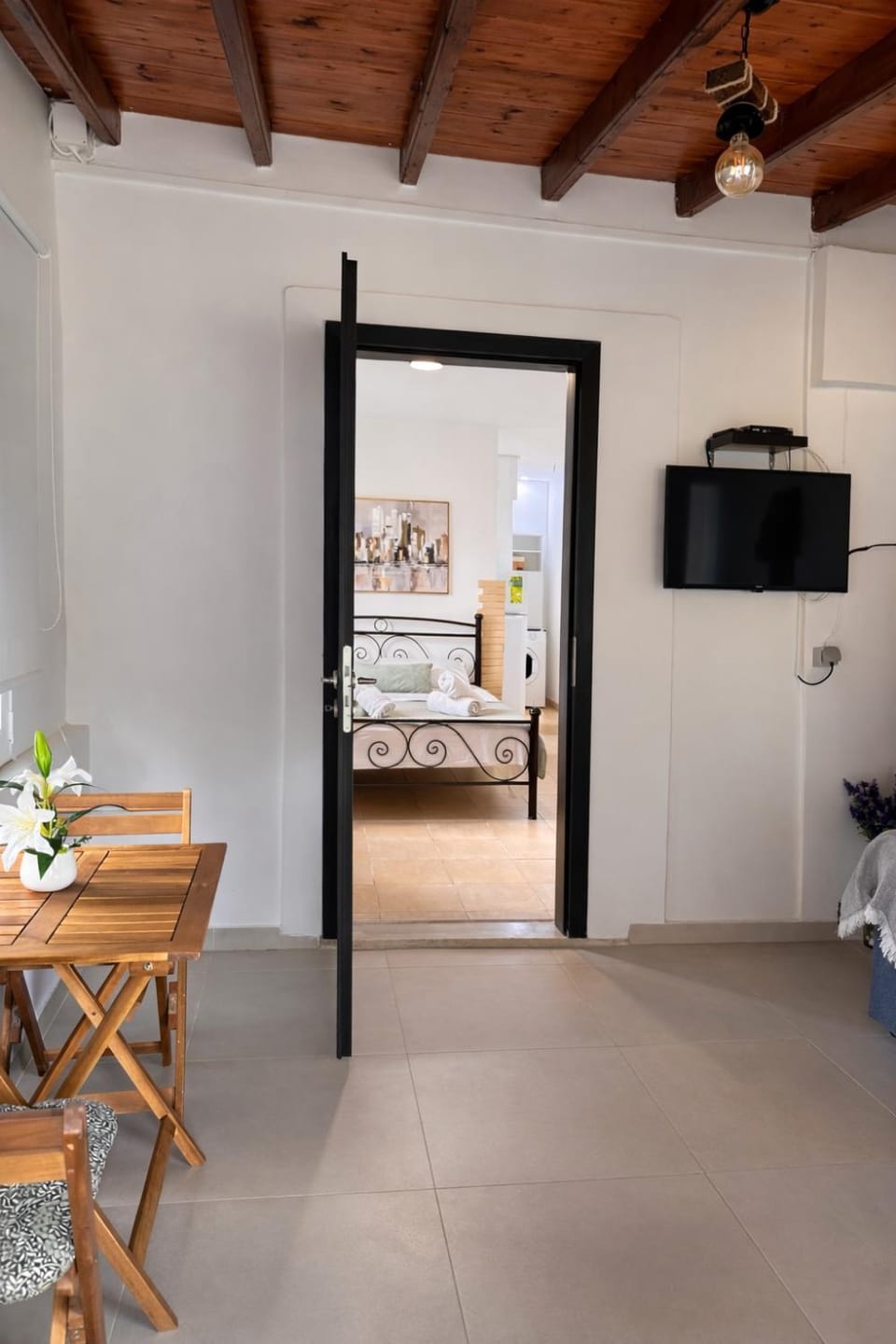 Olive tree house,Agios Gordios Apartment in Saint Gordios beach