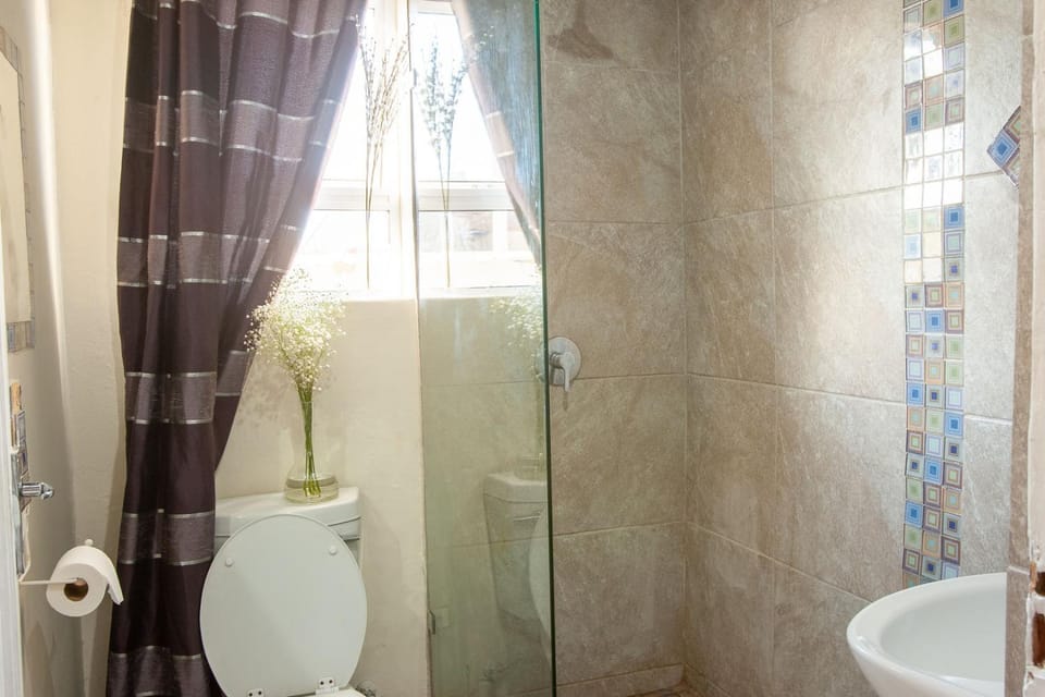 Bedrock Double En-Suite Studio Apartment in Cape Town