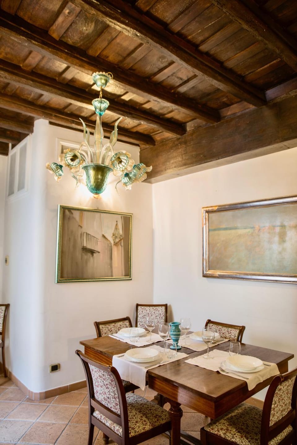 Decorative detail, Dining area, Lunch