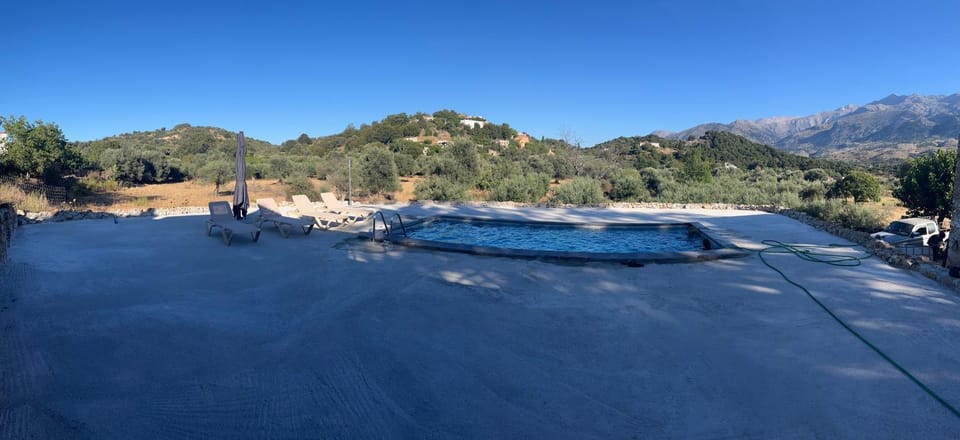 Day, Natural landscape, Mountain view, Pool view, Swimming pool