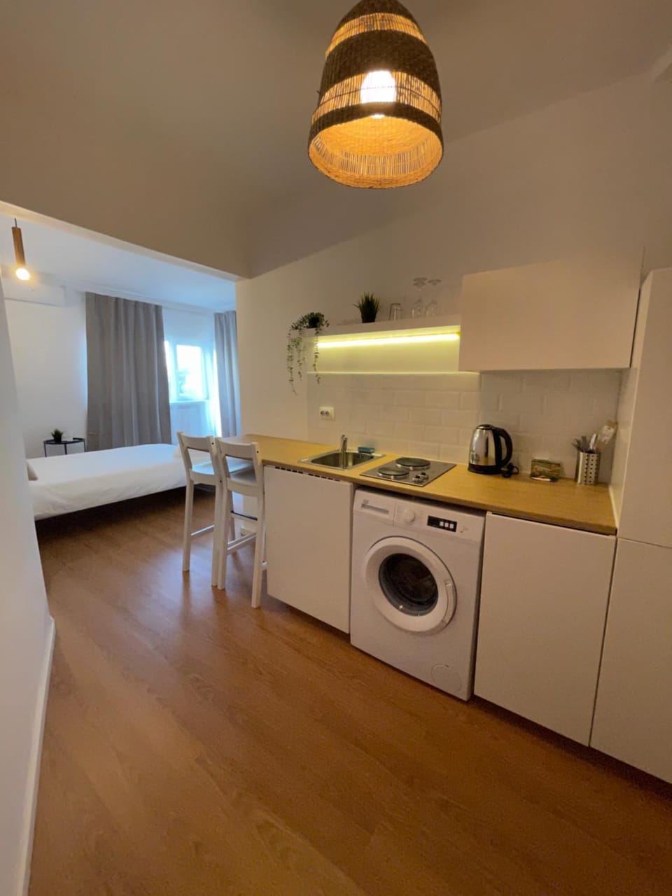 On the river Ultra central Suites Apartment in Bucharest