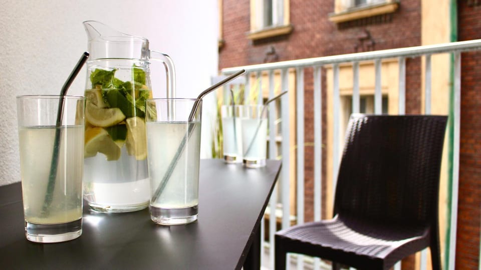 Balcony/Terrace, Drinks