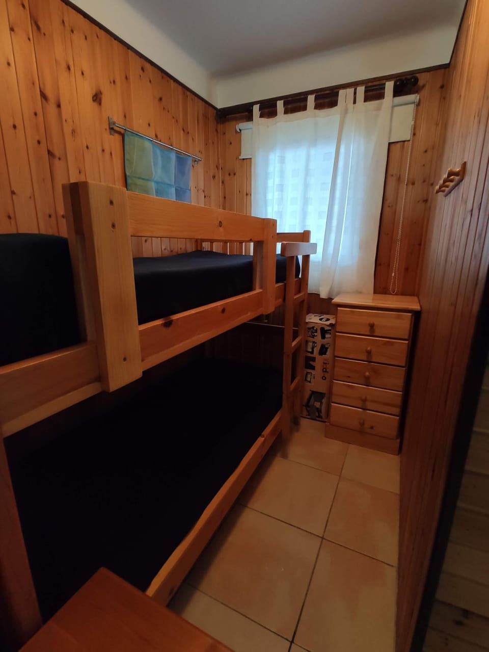 bunk bed