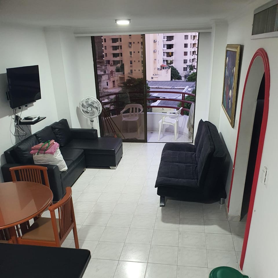 APARTAMENTO CON PISCINA EN EL RODADERO EN SANTA MARTA CERCA A LA PlAYA Apartment in Gaira