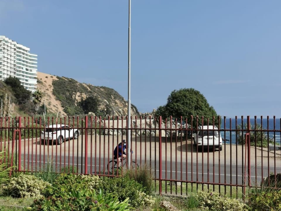 Sea view, Parking