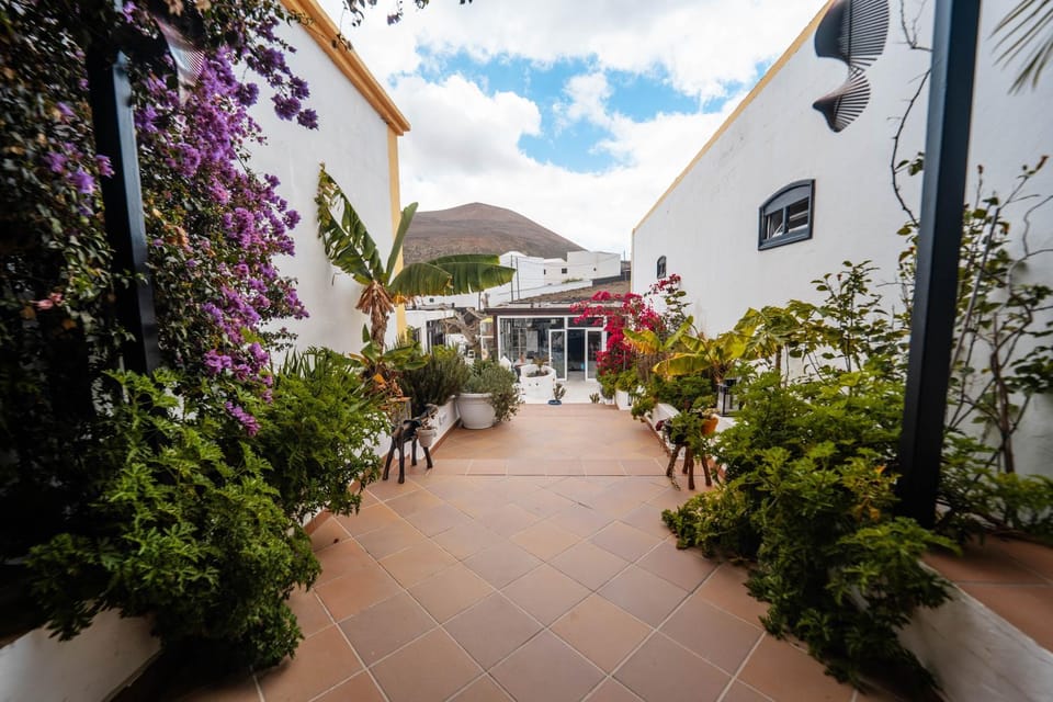 Garden, Lobby or reception, Garden view