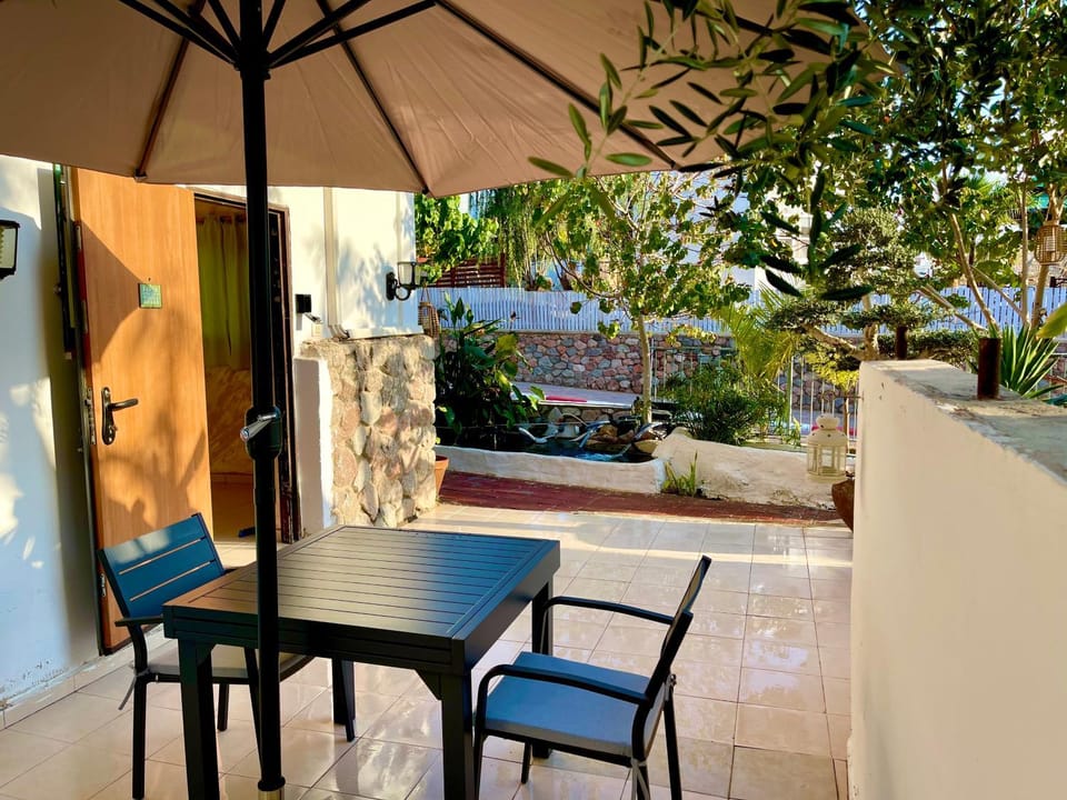 Balcony/Terrace, Dining area