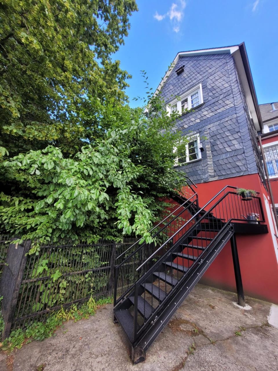 Get-your-flat - Wohnen im Eulenturm tiny owl-house - naturnah & einzigartig - 60 m2 - Haustier auf Anfrage OG1 Apartment in North Rhine-Westphalia