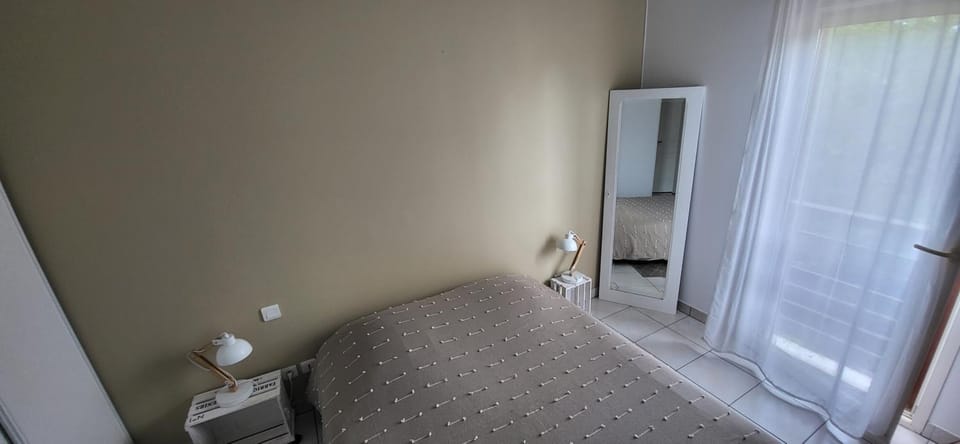Appartement climatisé 2 chambres Balcon Parking privé couvert Centre Village Apartment in Lit-et-Mixe