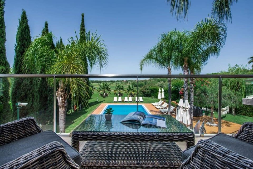 Villa Laguna, Golf - Stunning house - Laguna Golf Course Villa in Olhos de Água