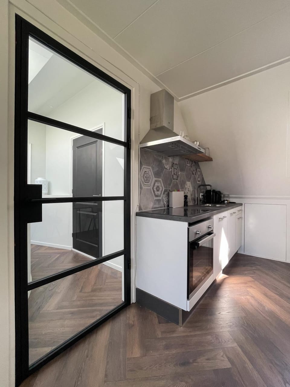 Dierenweide Upstairs Apartment in Ouddorp