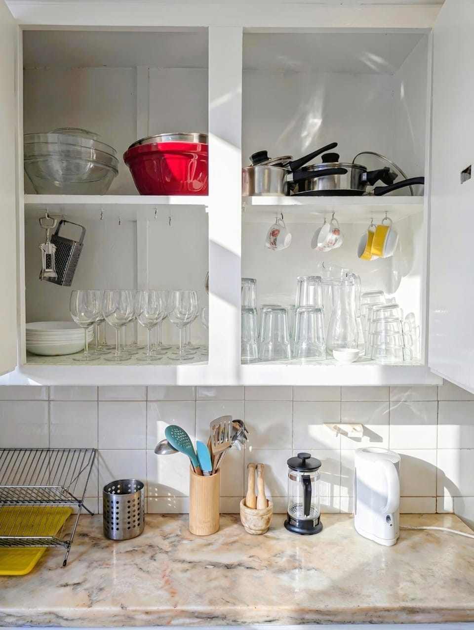Coffee/tea facilities, Dining area, Area and facilities, stove, kitchen