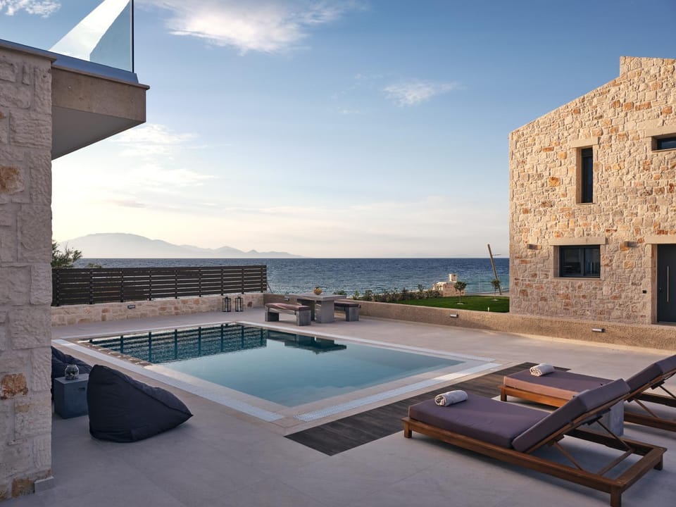 Sea view, Swimming pool
