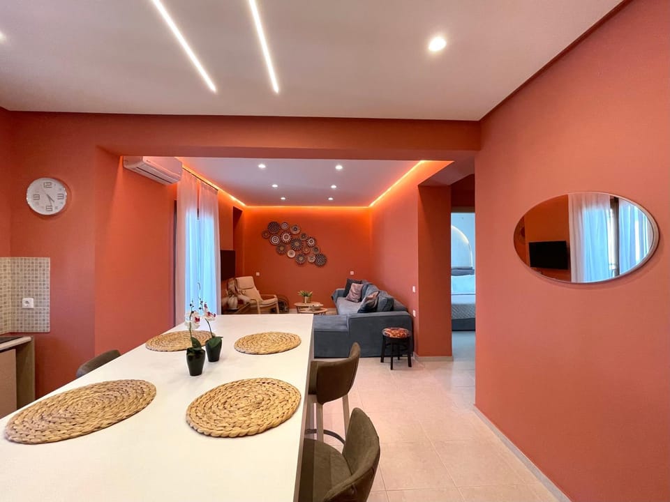 Living room, Seating area, Dining area
