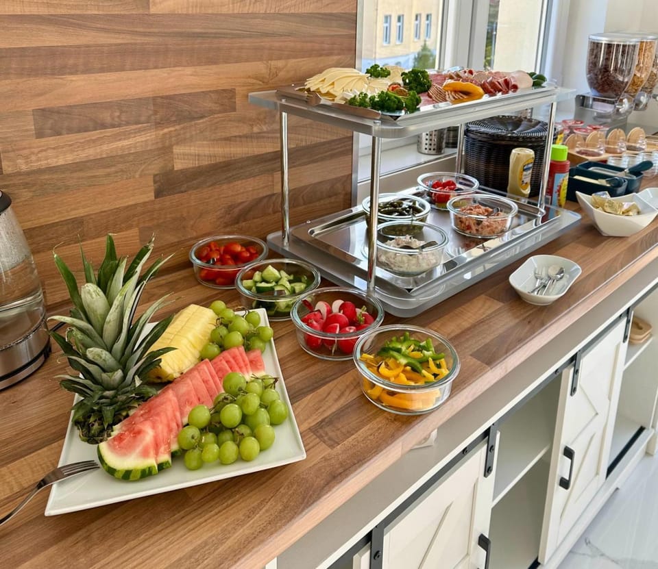 Buffet breakfast