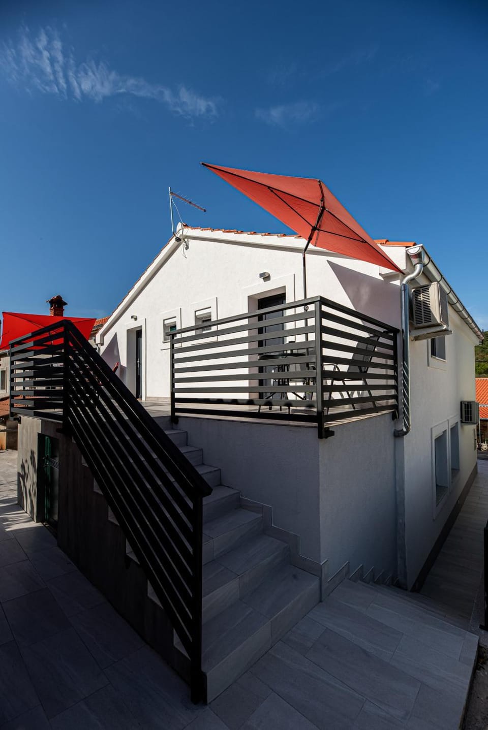 Property building, Balcony/Terrace