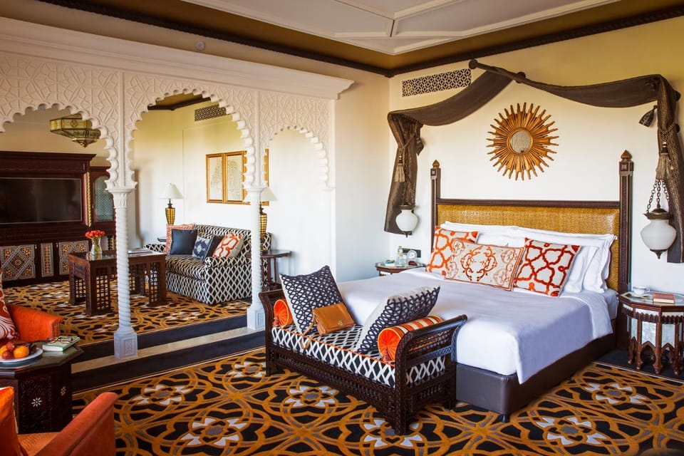 Bed, Photo of the whole room, Seating area, Bedroom