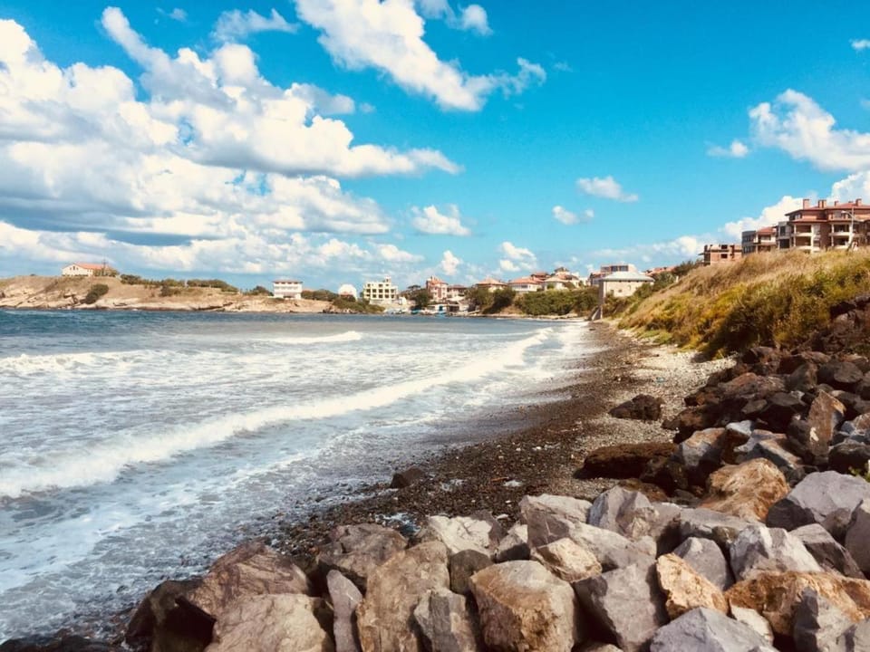 Sea view apartment Apartment in Burgas Province