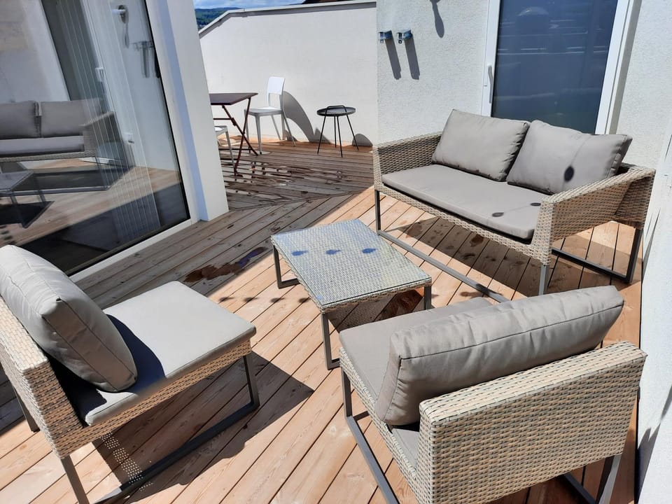 View (from property/room), Balcony/Terrace