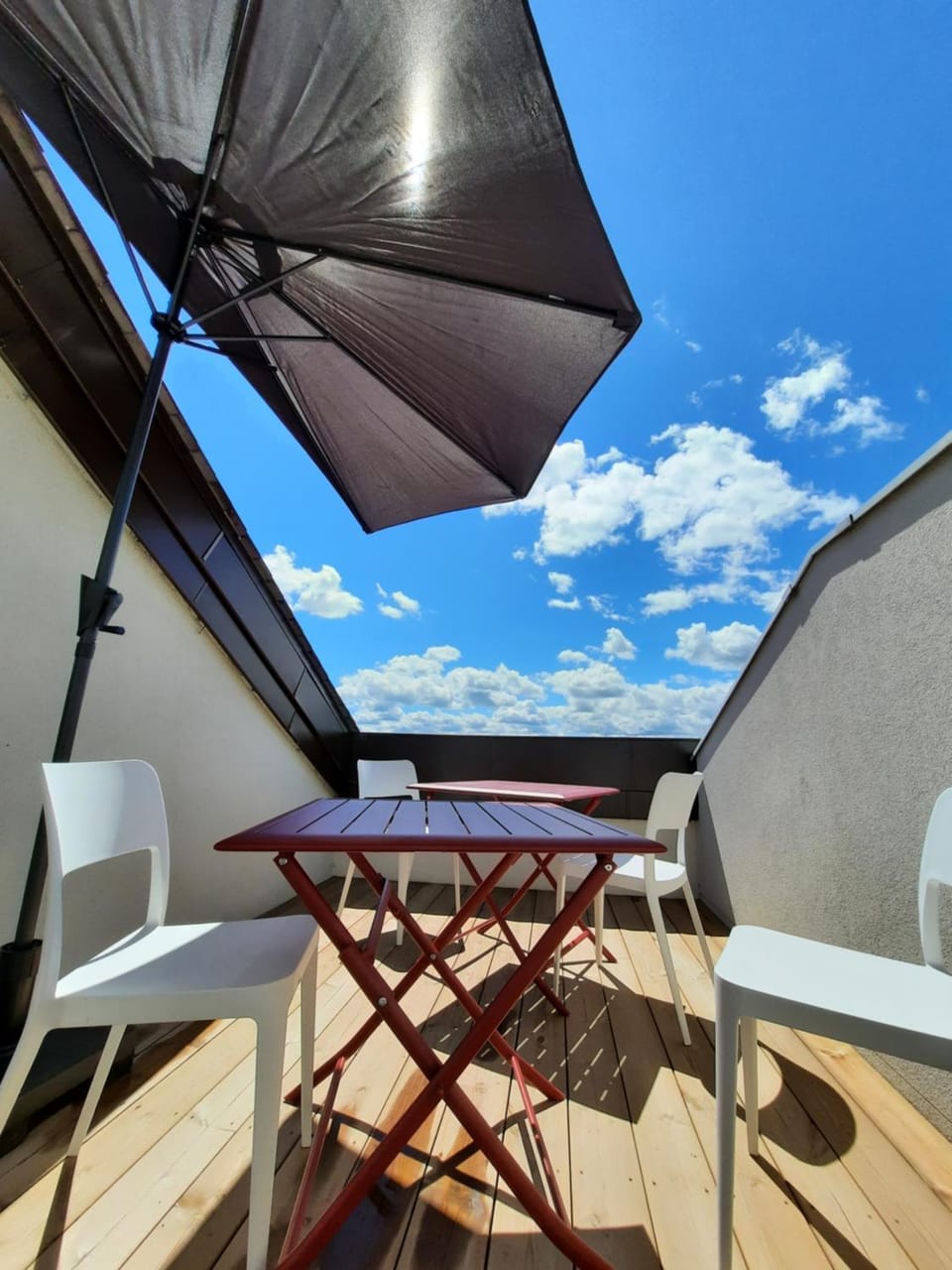 Patio, Dining area, City view, Mountain view