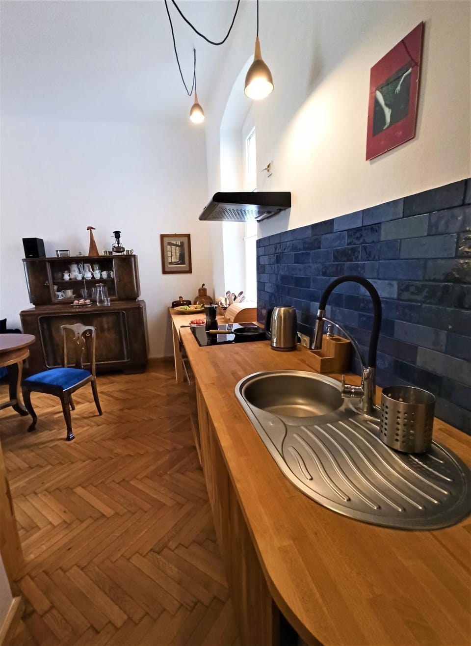 Kitchen or kitchenette, Communal kitchen