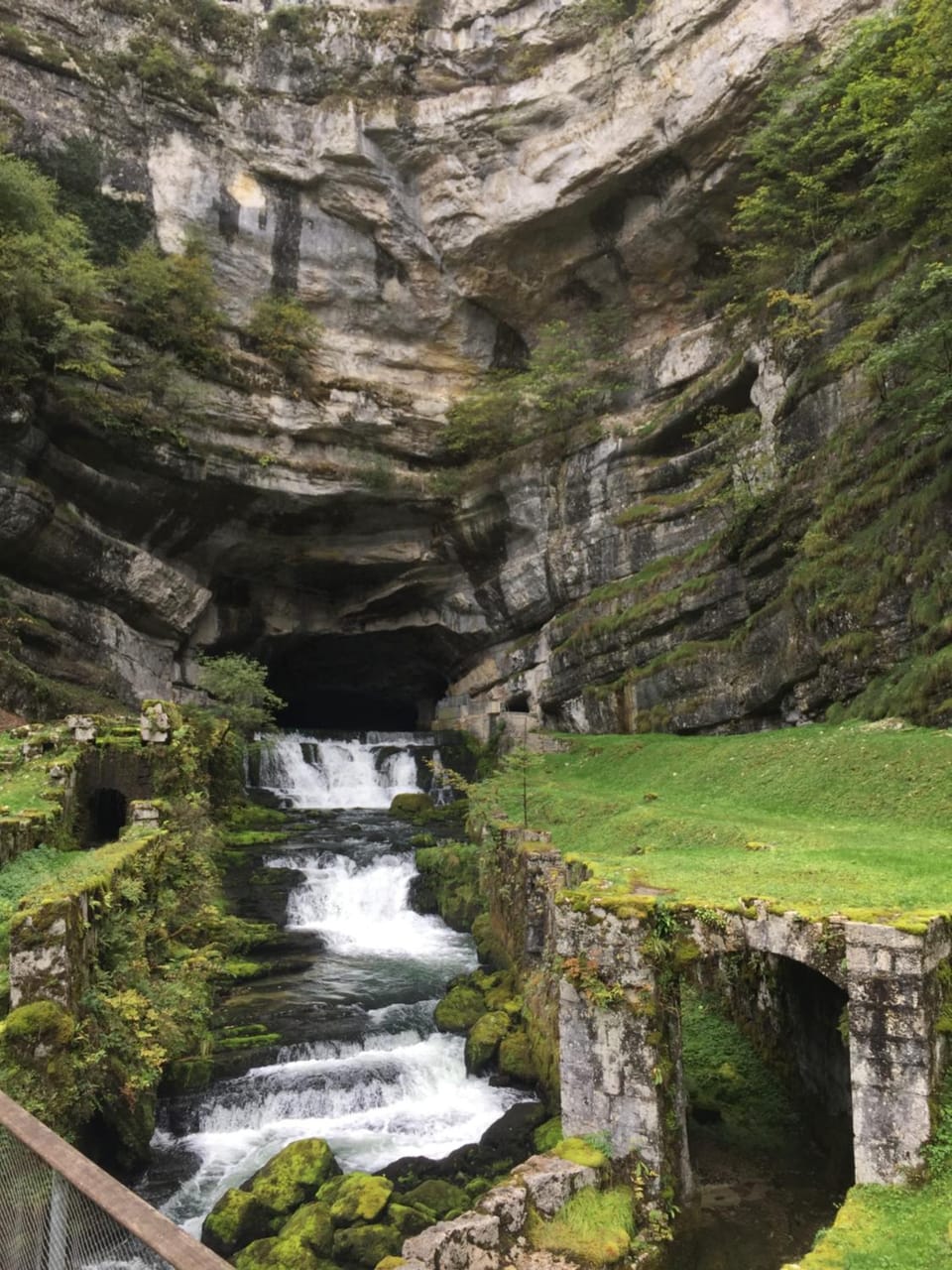 Nearby landmark, Natural landscape