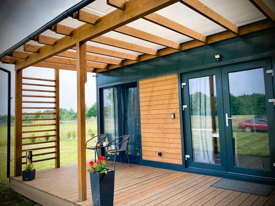 Cisy Resort I -idealny dla gości ze zwierzętami,ogrodzony teren na wyłączność,150 m od jeziora Nature lodge in Poland