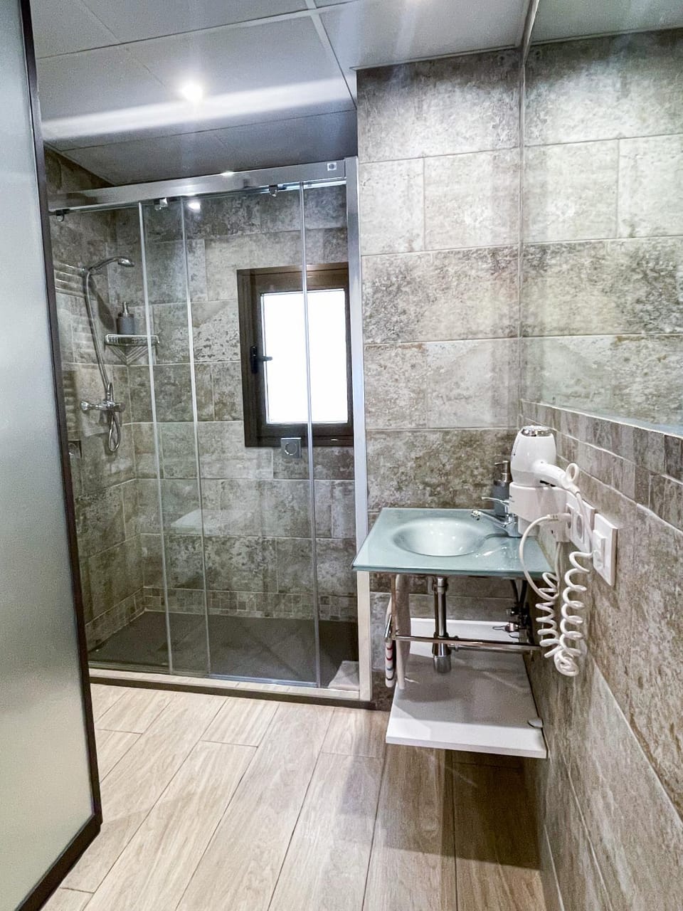 Shower, Bathroom