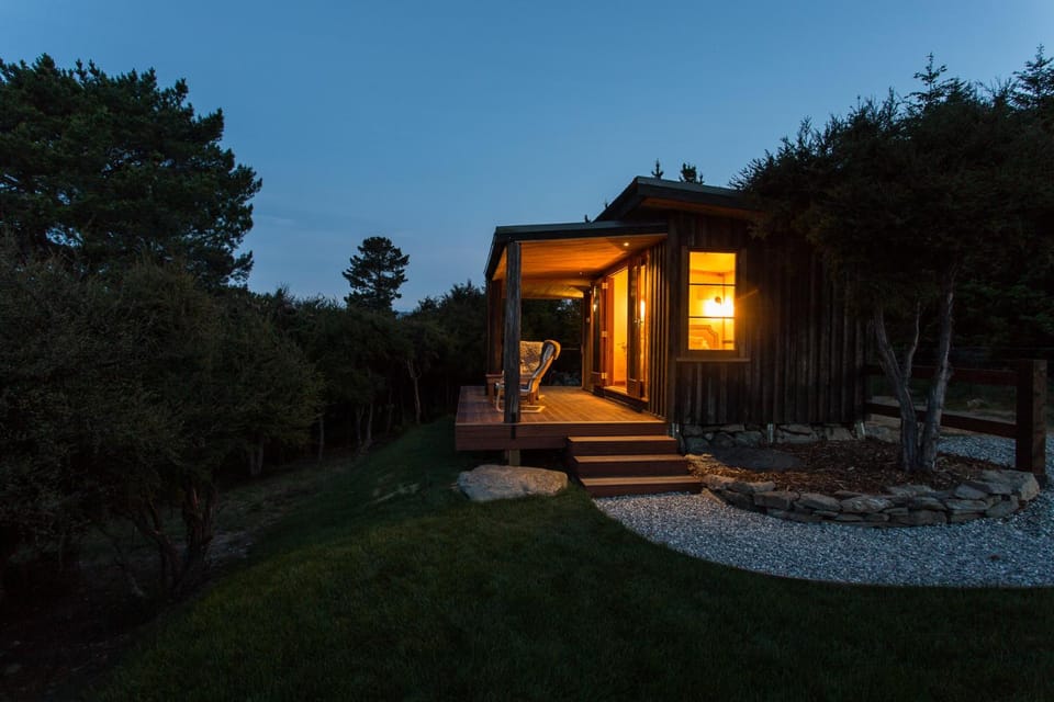 Facade/entrance, Garden, View (from property/room), Balcony/Terrace