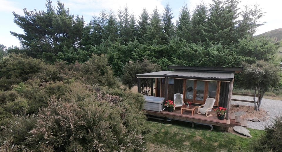Property building, People, Natural landscape, Summer, Garden, Hot Tub, Hot Tub, View (from property/room), View (from property/room), Garden view, Garden view, Mountain view, Mountain view