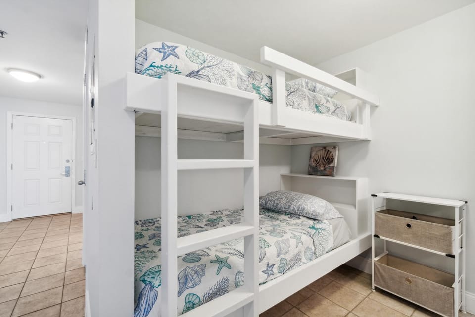 bunk bed