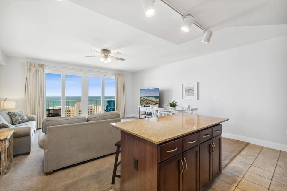 TV and multimedia, Living room, Sea view