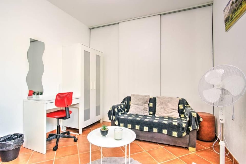 Internal: Not applicable to any particular room