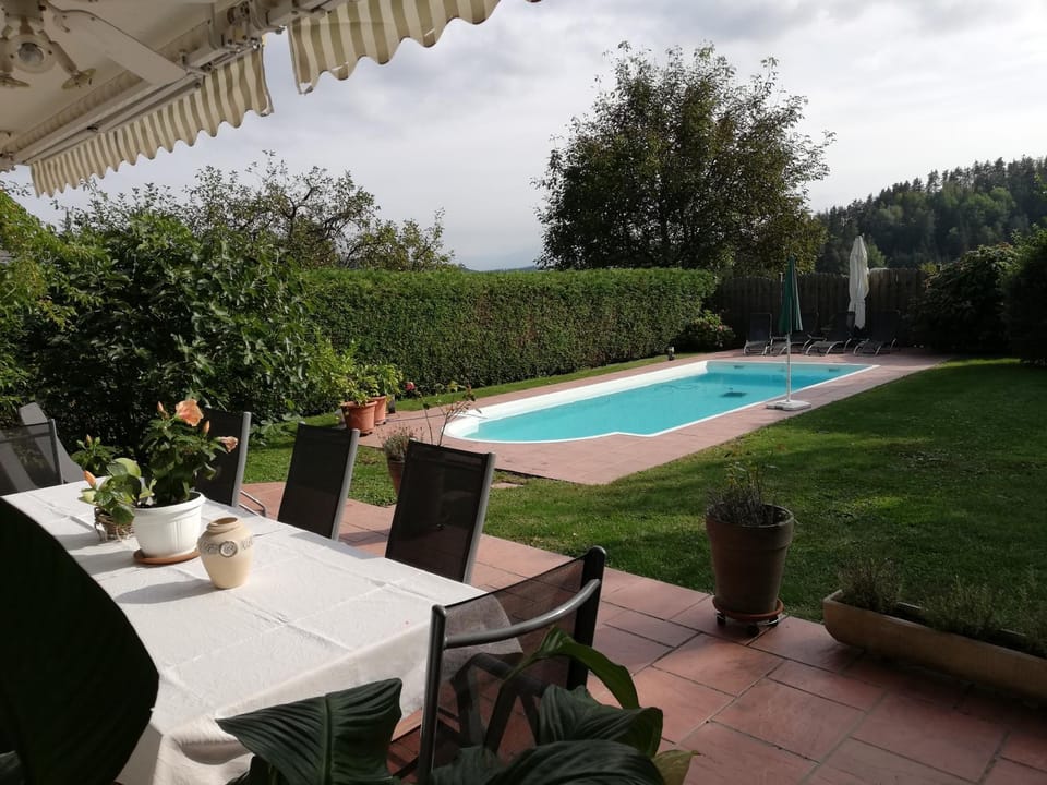 Balcony/Terrace, Garden view, Pool view, Swimming pool, sunbed